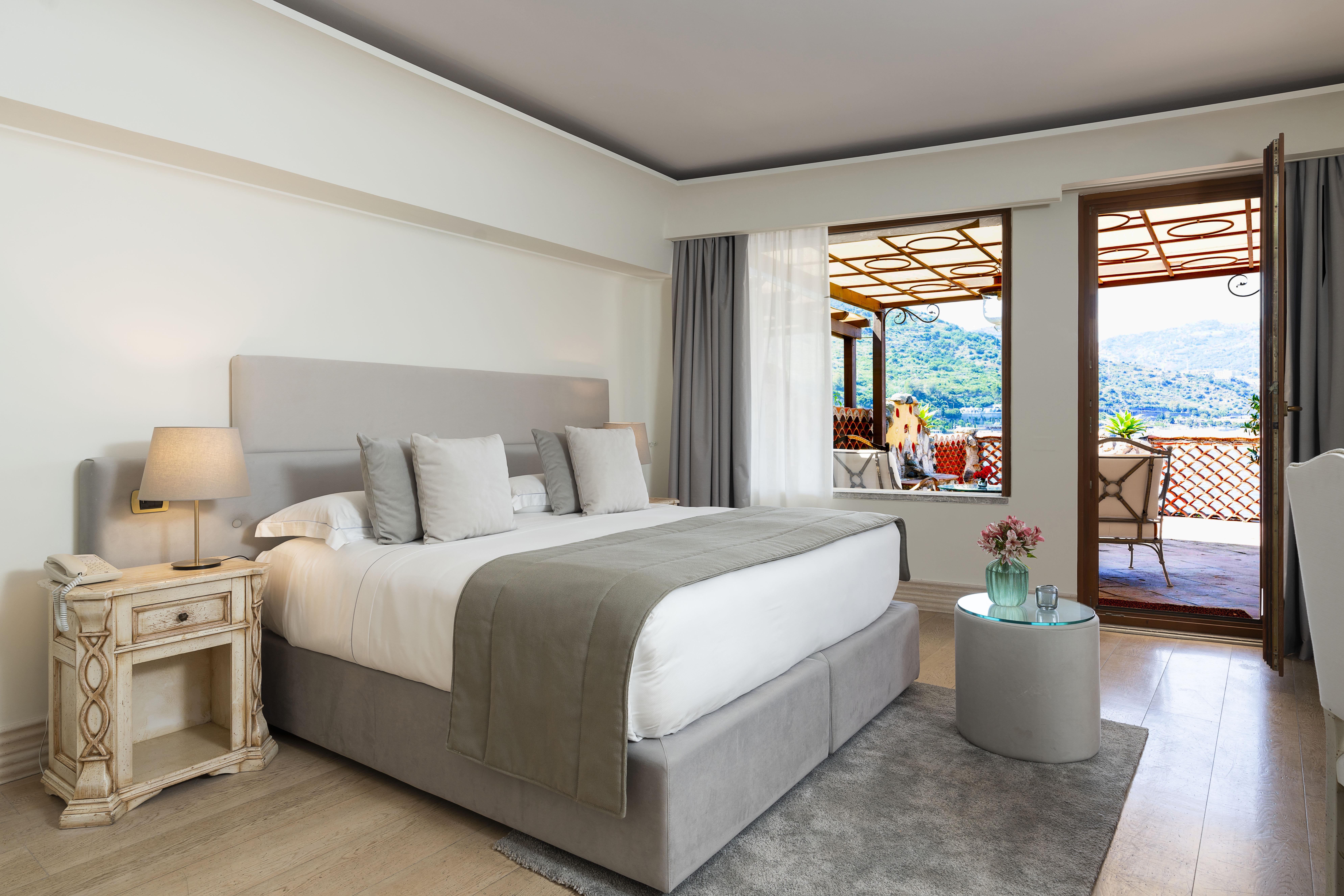 Hotel Atlantis Bay - Vretreats 5*